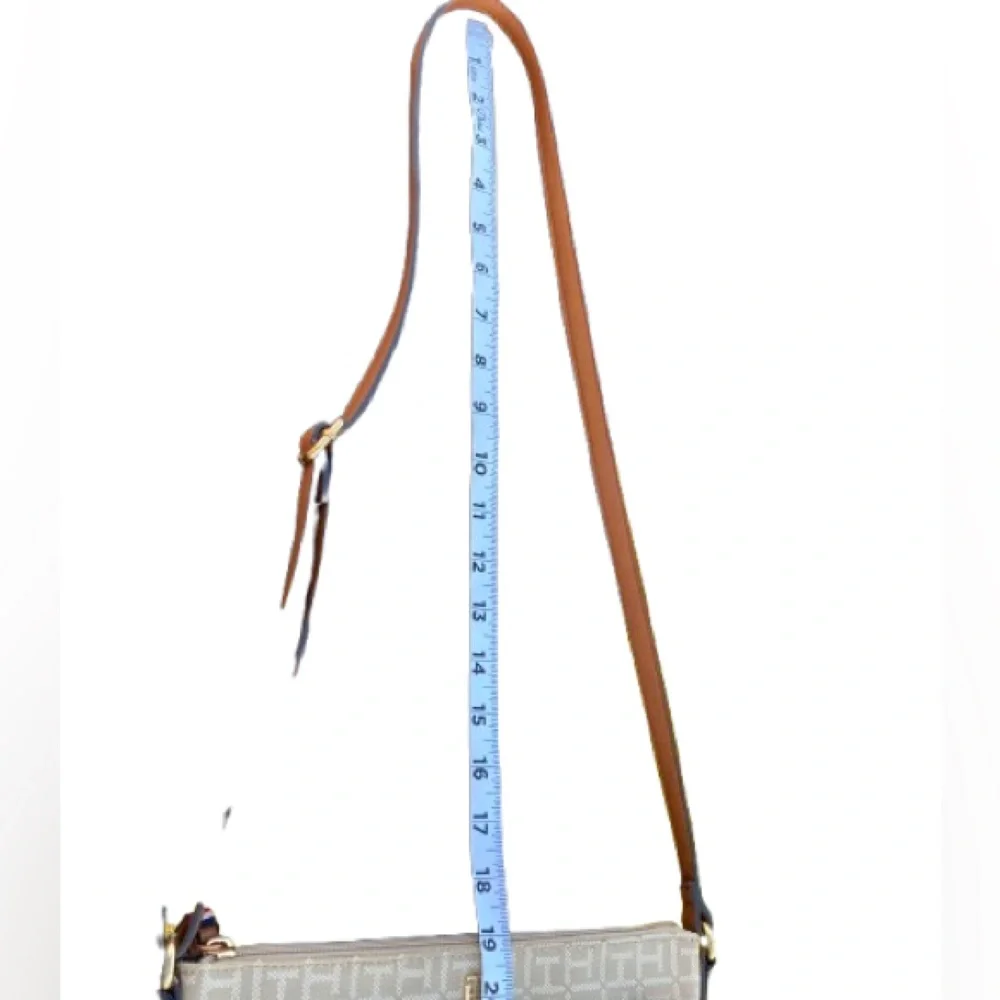 Tommy Hilfiger Crossbody Purse Bag